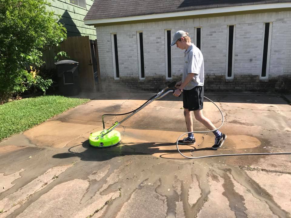 Keep Your Driveway Looking Great With Driveway Pressure Washing